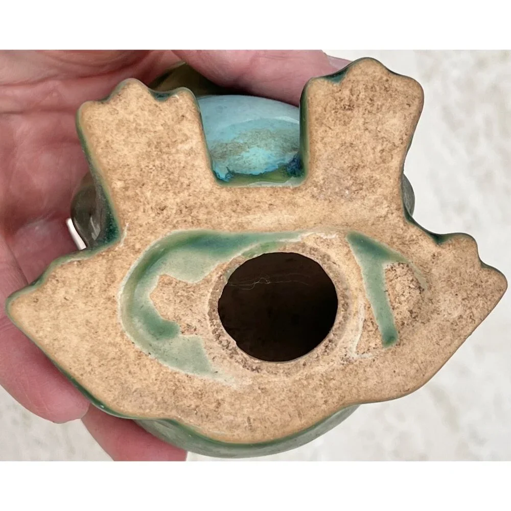 Vintage Ceramic Green Frog Figurines Set Of 2 Hand-Painted Glossy Finish - Picture 11 of 12